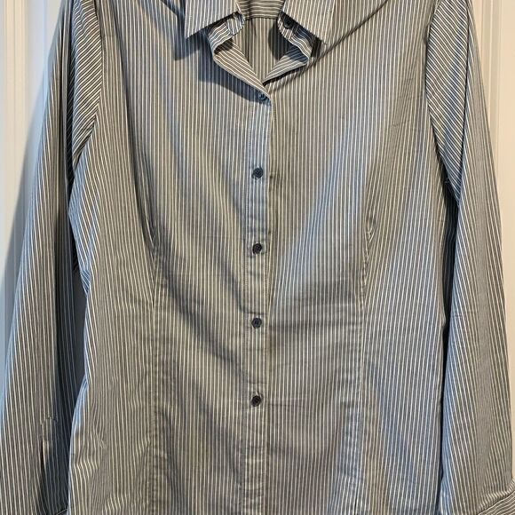 The Limited white/blue button down shirt Large - Picture 2 of 8